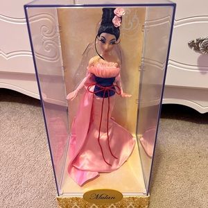 Disney limited edition mulan doll new in box